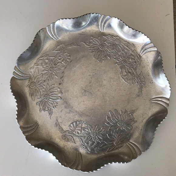 Farber Shelvin Inc Aluminum Tray Round Handwrought Flowers Pre-owned - Picture 11 of 12